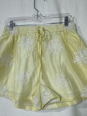 Commense Embroidered Yellow Drawstring Semi Sheer Women's Shorts-Size Large.